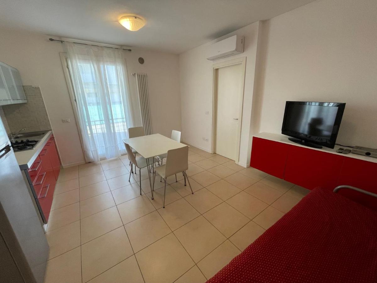 Residence Al Mare - Agenzia Cocal Caorle Kültér fotó